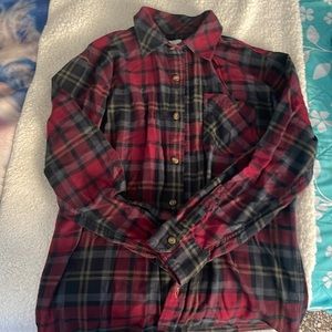 Field and Stream long sleeve button up shirt